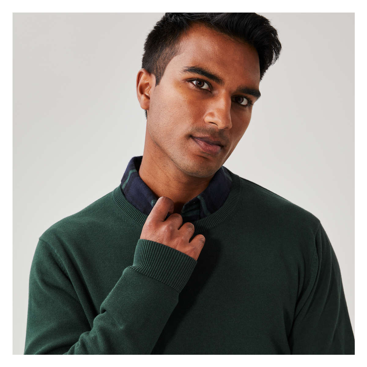 Men s Crew Neck Sweater in Dark Green from Joe Fresh